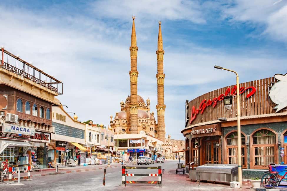 Sharm El-Sheikh: City Tour with Optional Seafood Meal - El Sahaba Mosque and the Old Market: where your time turns into choices