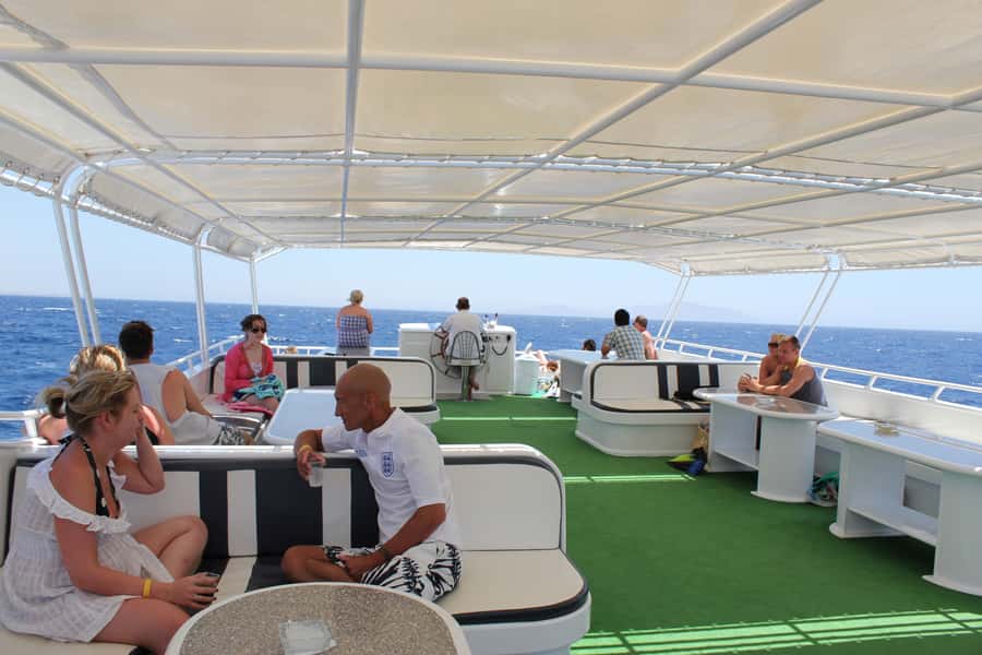 Sharm El-Sheikh: Luxury Ras Mohammed & White Island Cruise - Two snorkeling stops: how to get the best coral time