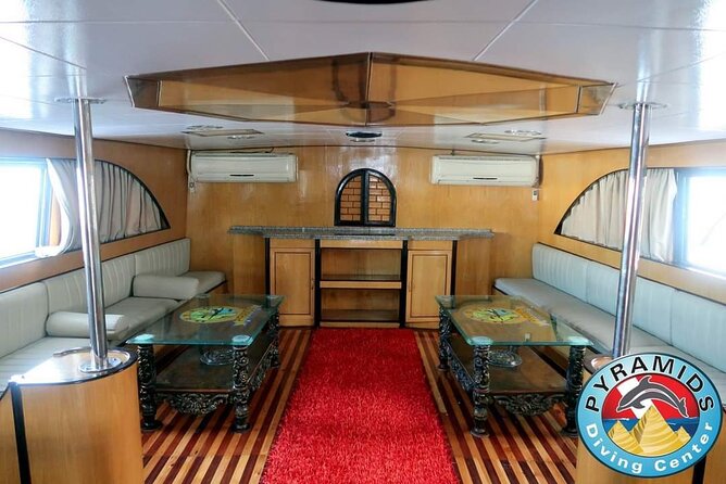 Tiran Island Snorkeling Excursion - Stop 1 at the Pyramids Base: Briefing and Gear Up