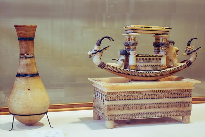 Tour to Giza Pyramids and The Egyptian Museum - Inside-the-pyramid choice: plan your budget before you’re offered upgrades