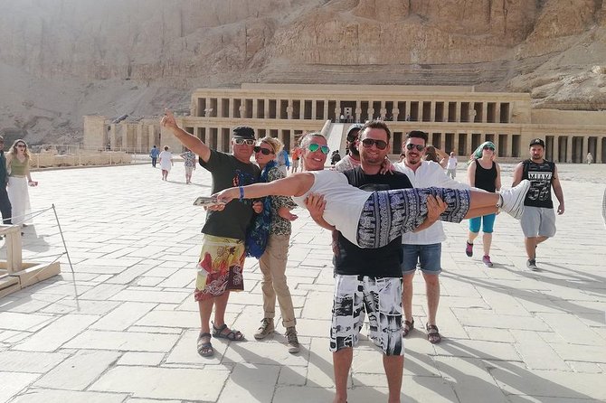 VIP Luxor Day Tour from Hurghada, Small group the top operator - Hatshepsut at Deir el-Bahari and the Colossi of Memnon Photo Stop