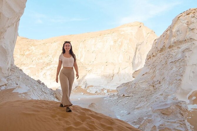 White & Black desert camping tour 2 Days 1 night From Cairo - Price and logistics: what you’re truly paying for